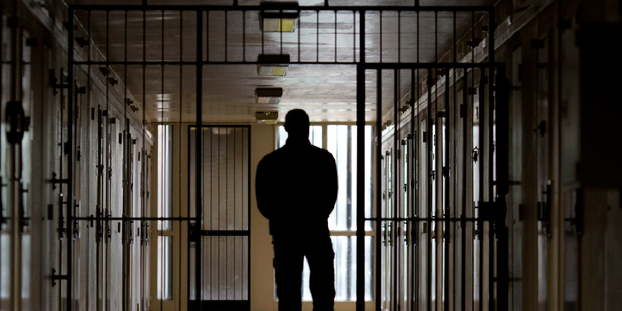 Décroissance carcérale VS. construction de nouvelles prisons: EàG est en première ligne